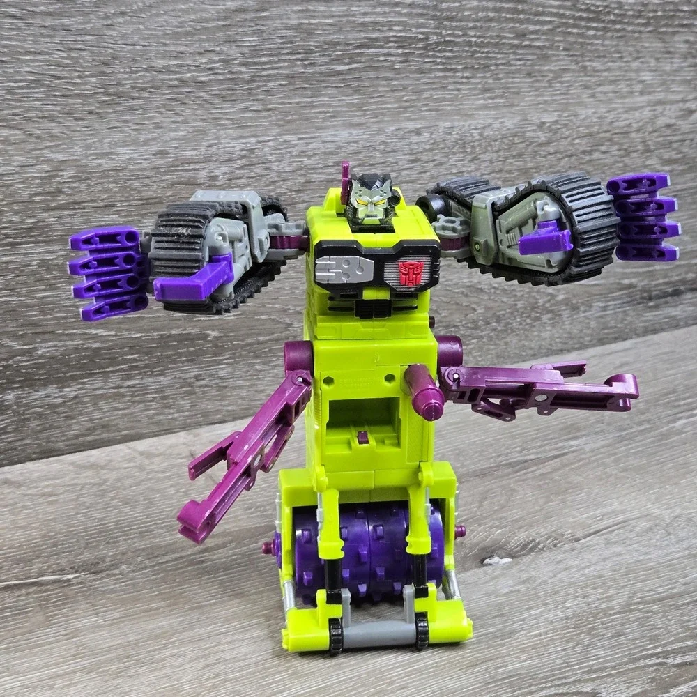 Transformers Action Figure Lot: 2007 Movie Deluxe Scorponok & Armada Scavenger M